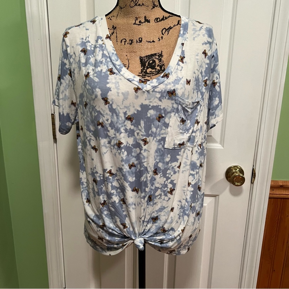 Juniors Butterfly Tie Dye Tee